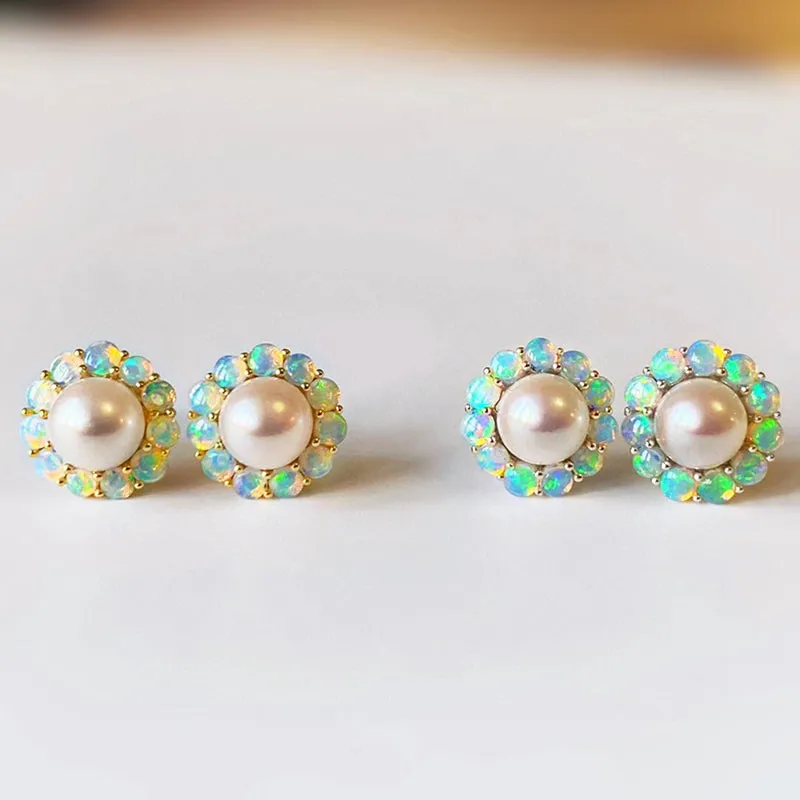 18K Gold 0.25ct Natural Opal Akoya Pearl Flower-Shaped Stud Earrings
