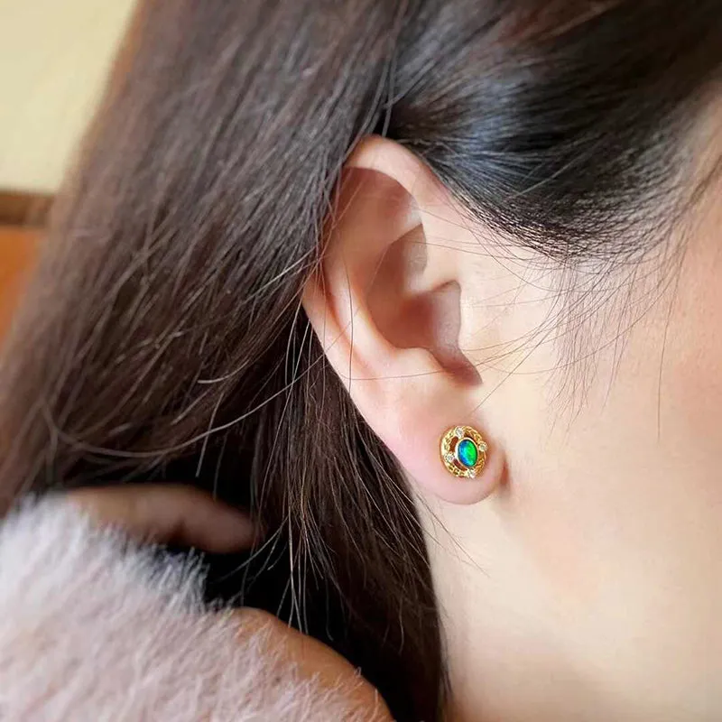 18K Gold Oval Cut 0.15ct Natural Opal Diamond Stud Earrings