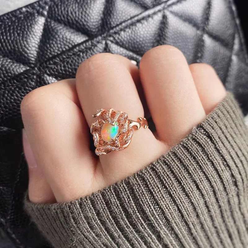 18K Gold Oval Cut 0.80ct Natural Opal Luxury Ring
