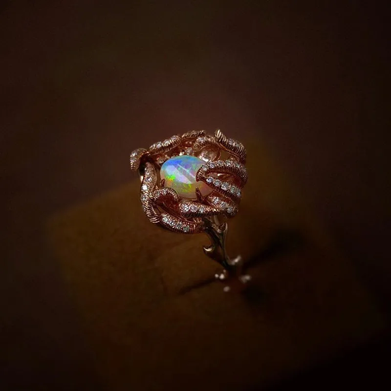 18K Gold Oval Cut 0.80ct Natural Opal Luxury Ring