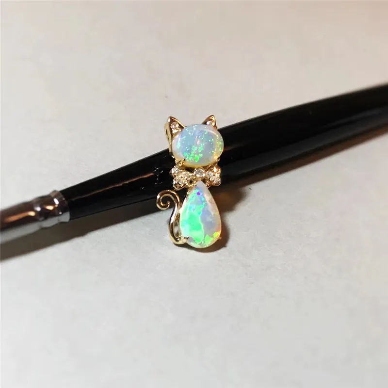 18K Gold Oval Cut  Natural Diamond Opal Elegant Cat Pendant Necklace