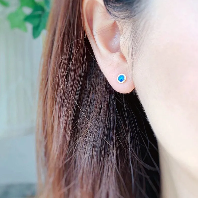 18K Gold Round Cut 0.13ct Natural Opal Stud Earrings