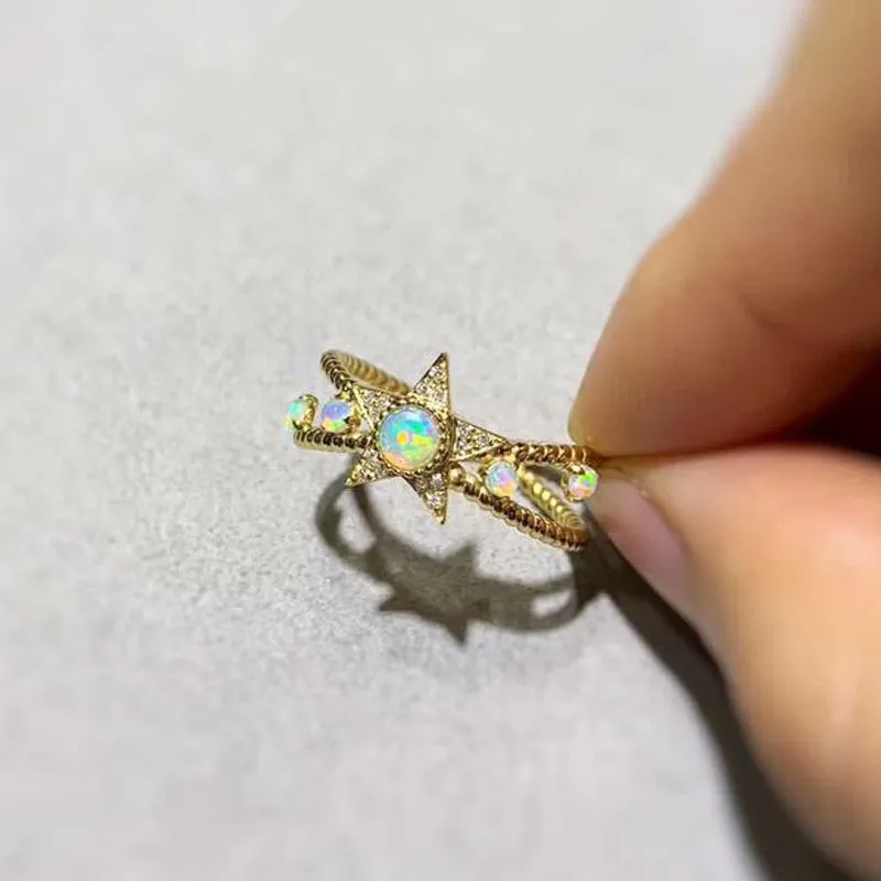 18K Round Cut Gold Natural Opal Diamond Five-Pointed Star Ring