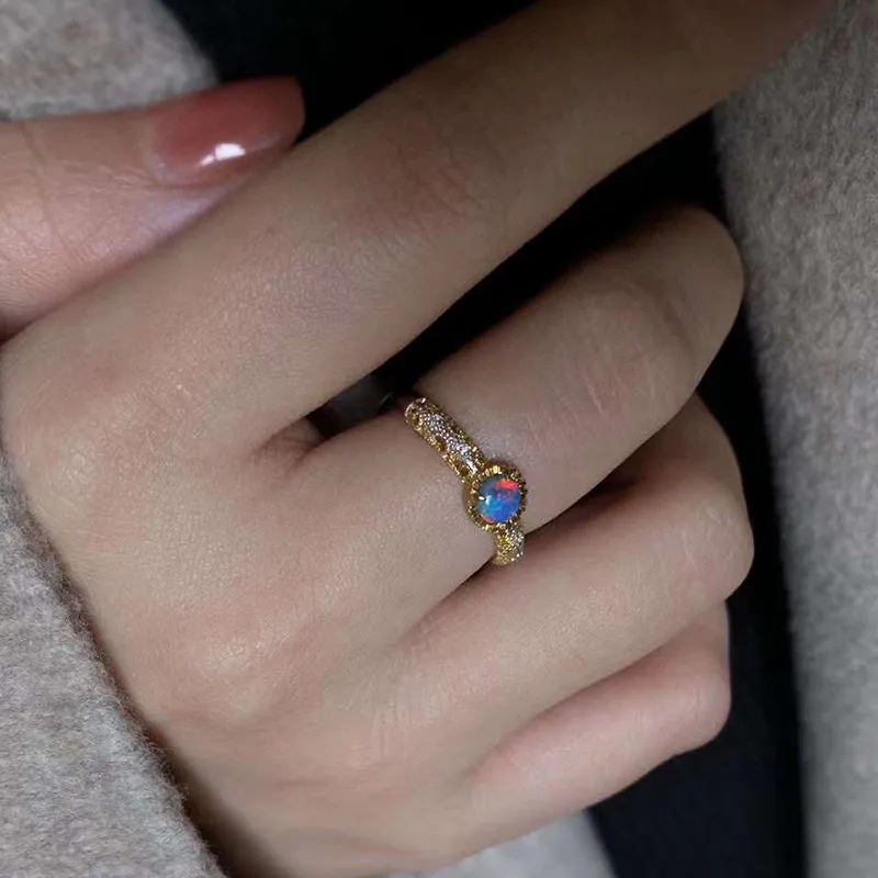 18K White & Gold 0.06ct Natural Opal 0.04ct Diamond Vintage Ring