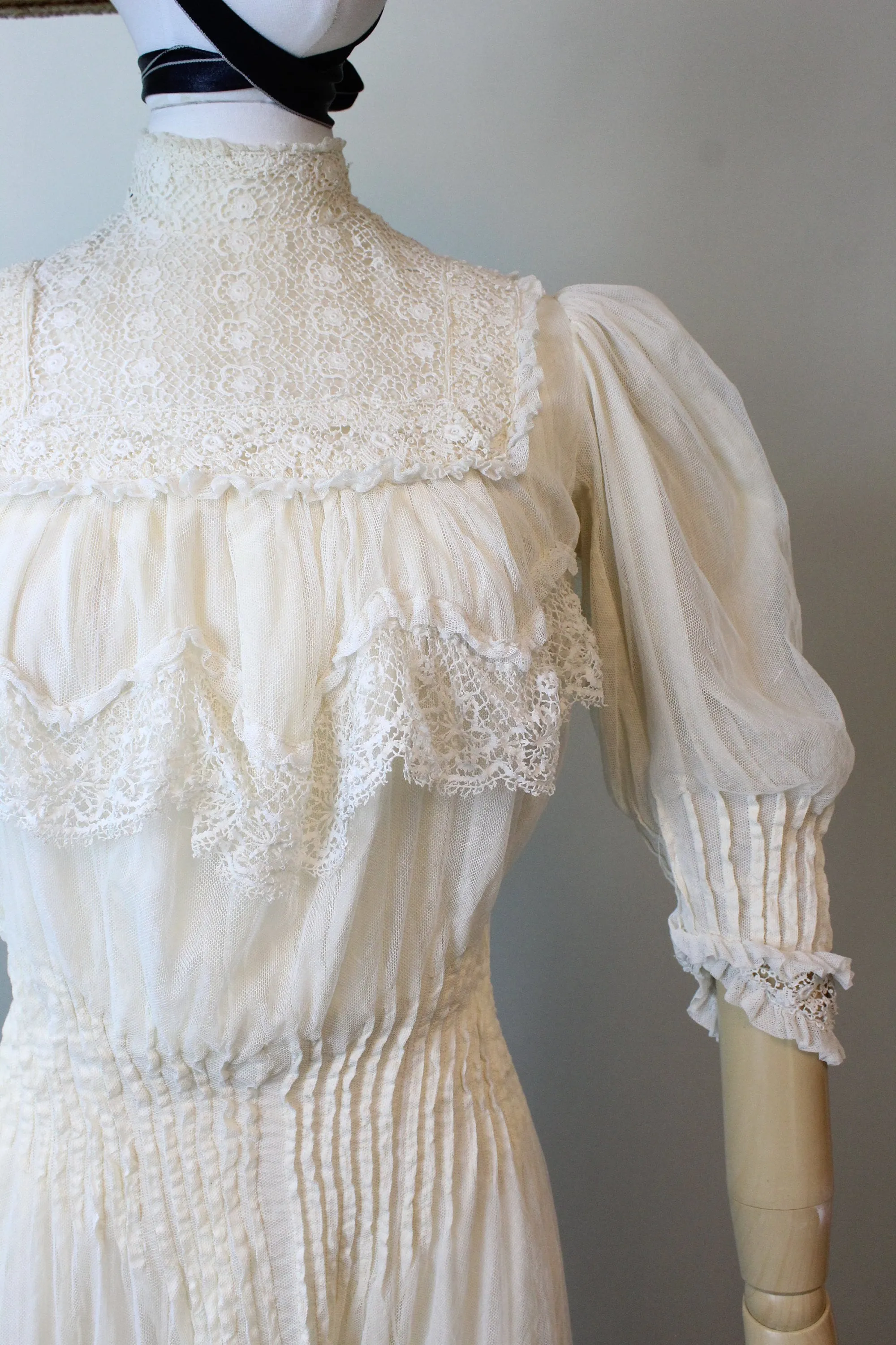 1905 ANTIQUE SILK MESH edwardian wedding dress xs | new spring