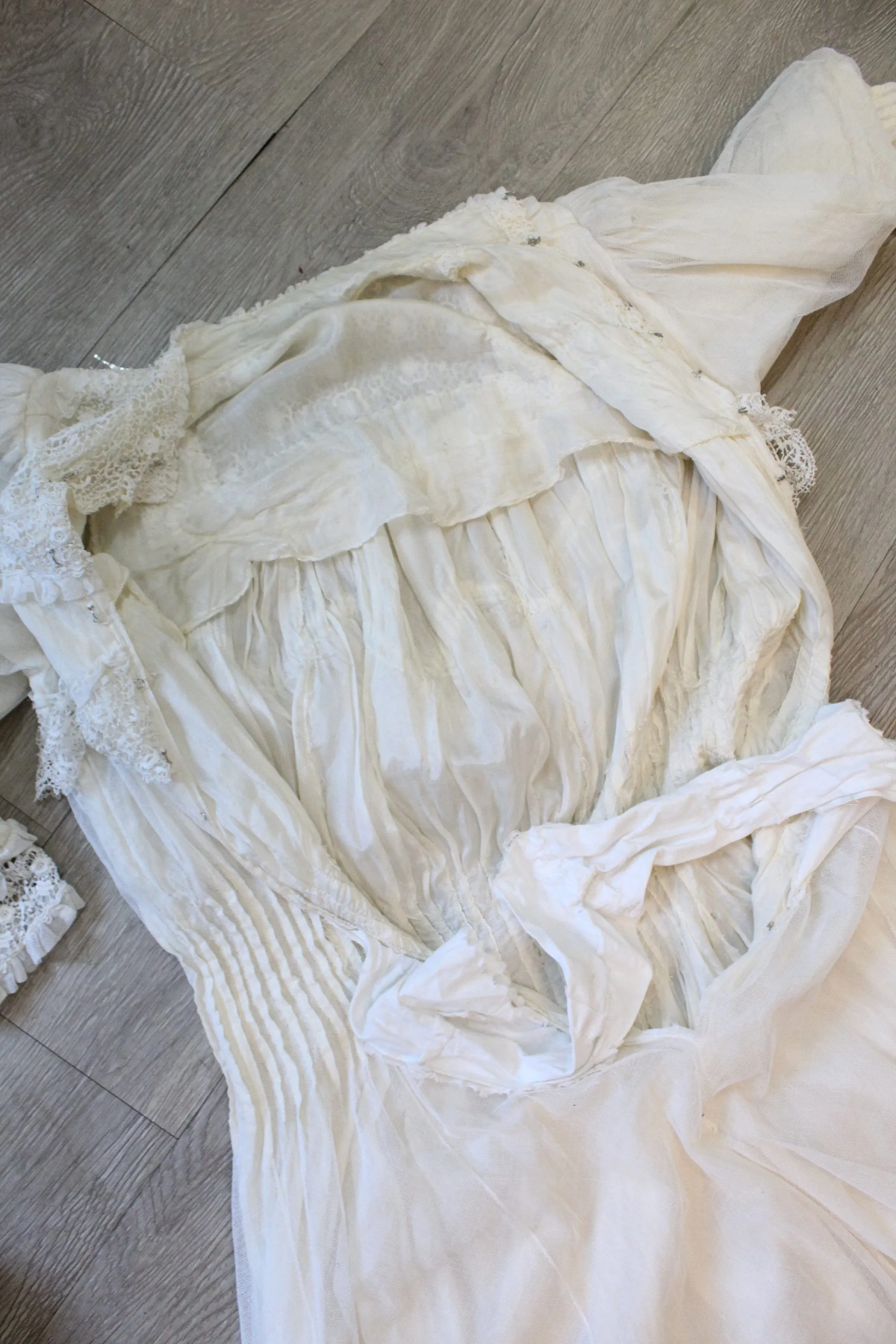 1905 ANTIQUE SILK MESH edwardian wedding dress xs | new spring