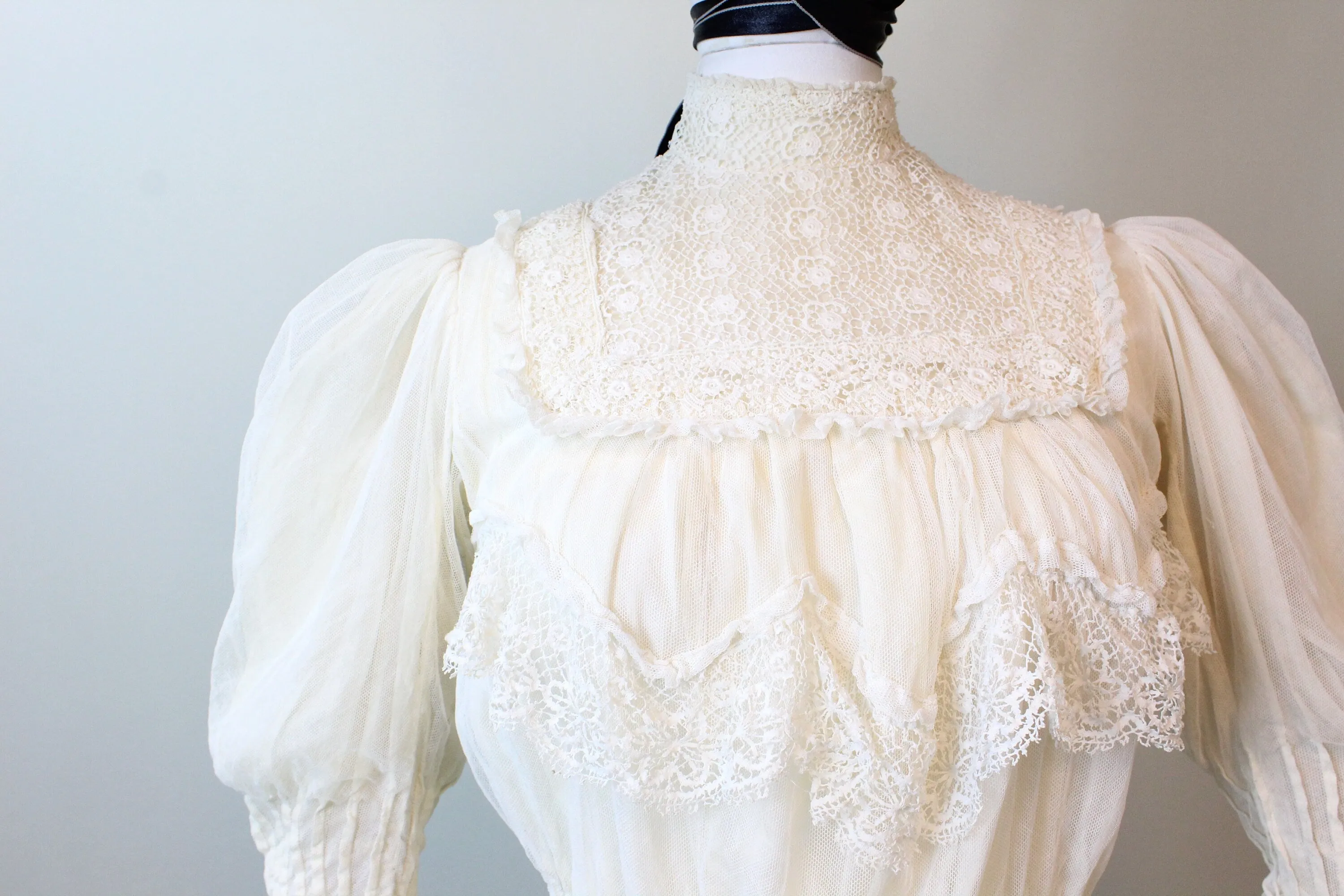 1905 ANTIQUE SILK MESH edwardian wedding dress xs | new spring