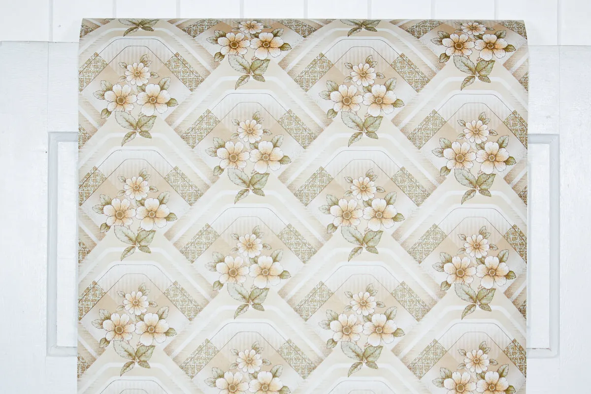 1970s Floral Vintage Wallpaper