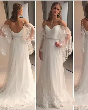 2019 Boho Lace Wedding Dresses with Spaghetti Straps Tulle Lace Beach Wedding Gowns