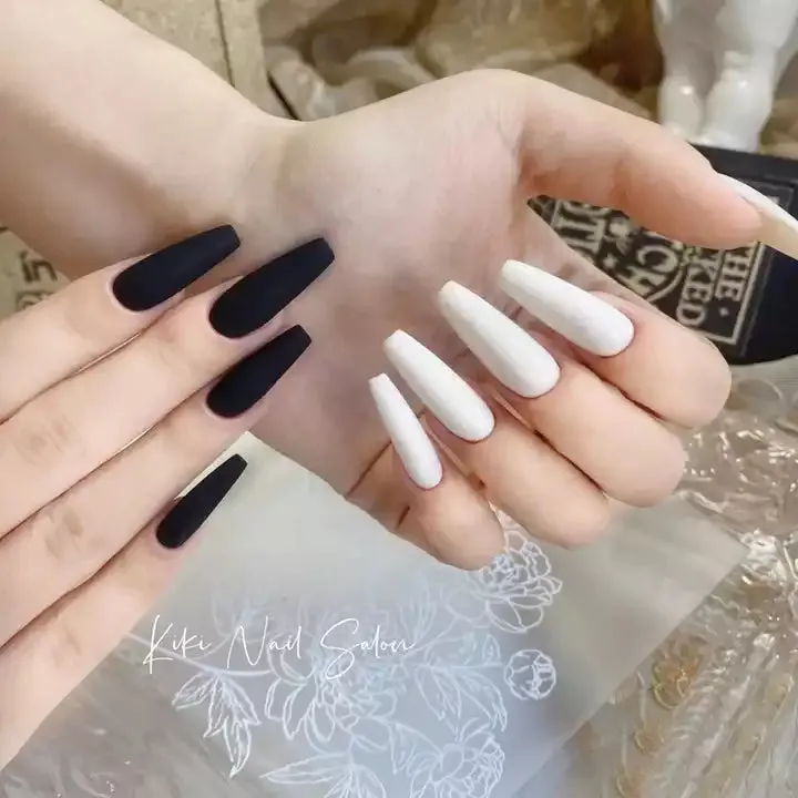 2023 Luxury Shiny Pink High Quality Bulk False Nails