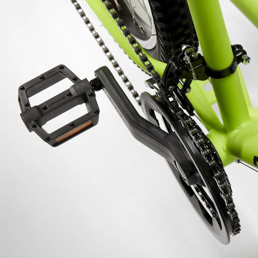 24 INCH KIDS MOUNTAIN BIKE ROCKRIDER ST 500 9-12 YEARS OLD - BLACK