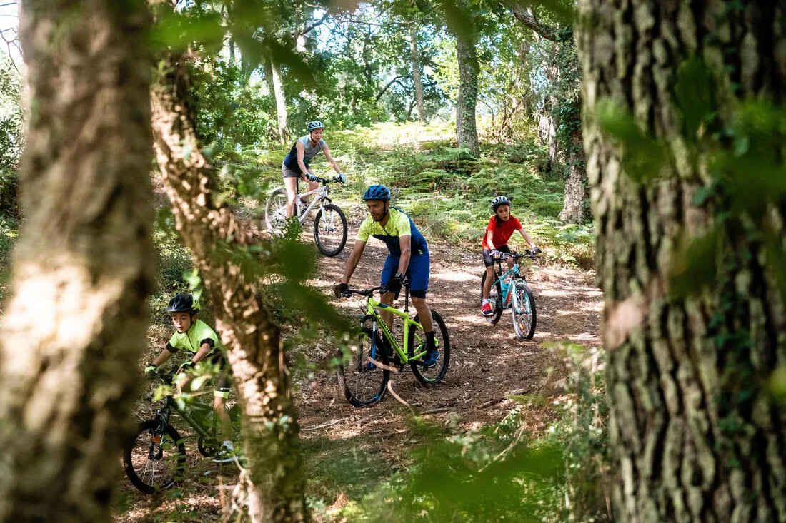 24 INCH KIDS MOUNTAIN BIKE ROCKRIDER ST 500 9-12 YEARS OLD - BLACK