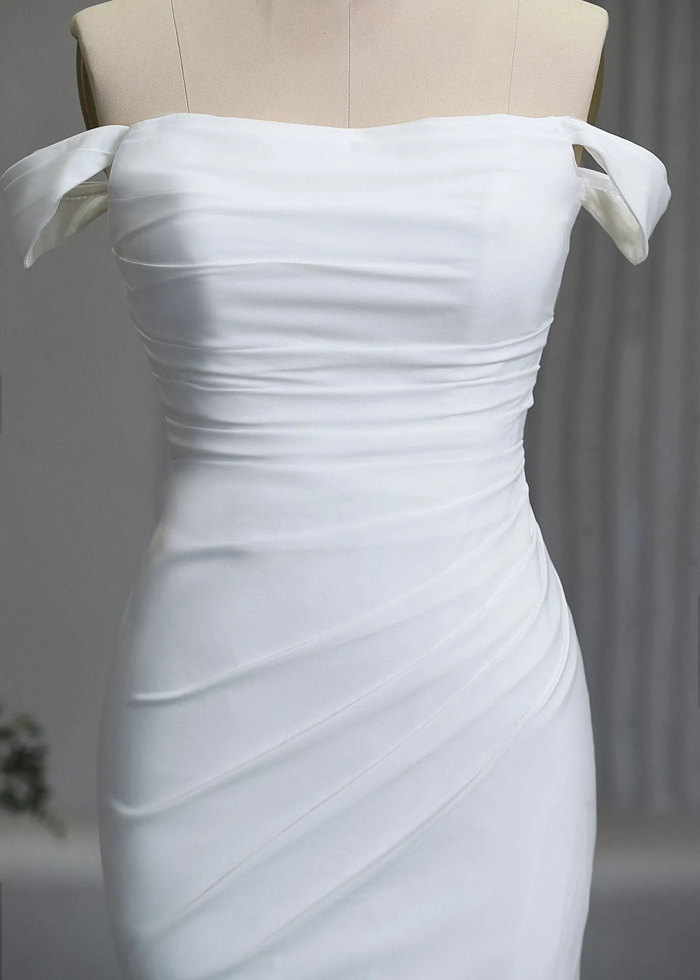 Bindi Crepe Ivory wedding dress with side ruching s10 Express NZ wide