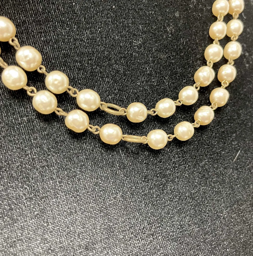 CHANEL - Vintage 1981 Pearl / Gold Long Chain Bead Layering Necklace