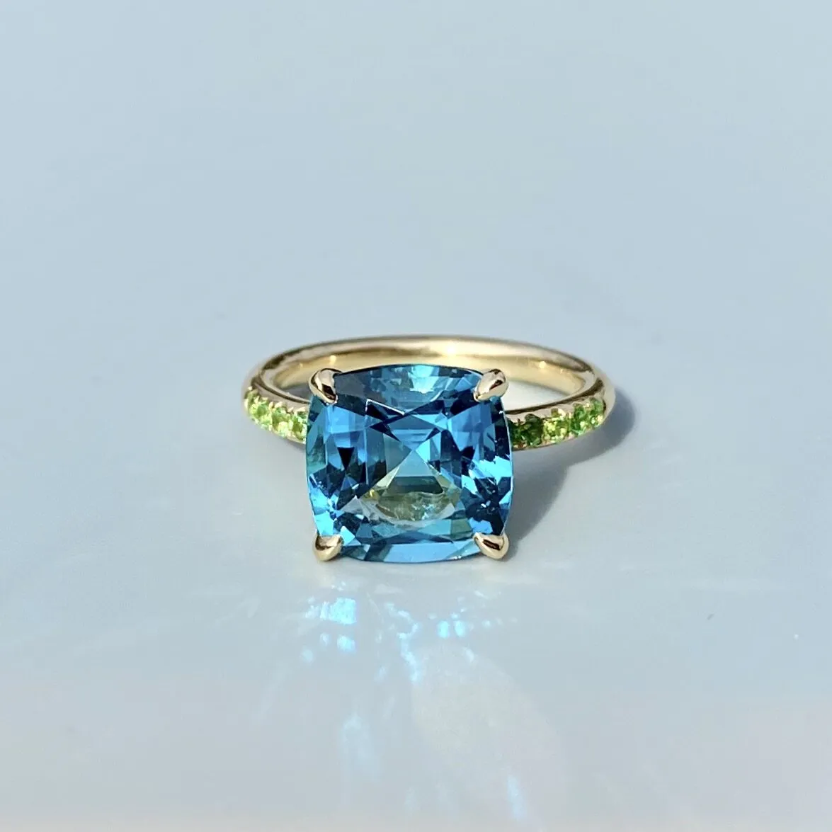 Cirque Solitaire Color Pavé Band with London Blue Topaz and Tsavorite Garnet
