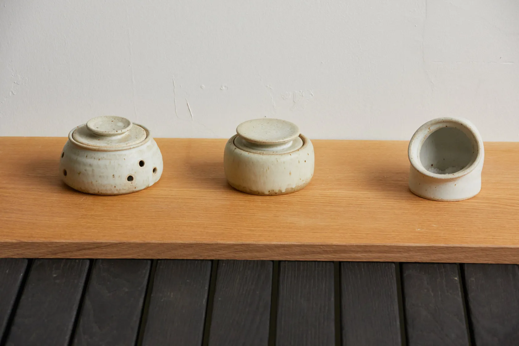 Garlic Container
