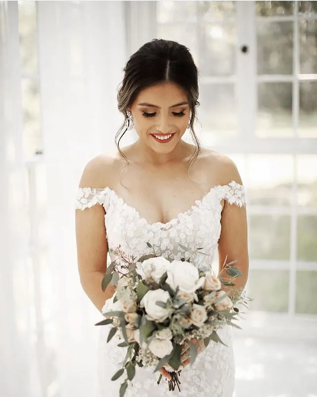 Gorgeous Mermaid Lace Wedding Dresses Off The Shoulder Sexy Trumpet Wedding Gown for Brides
