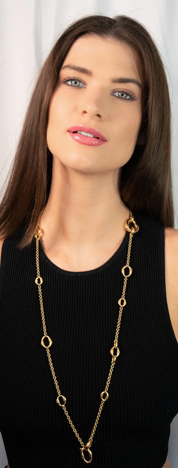 Gucci Contemporary 18 Karat Yellow Gold Bamboo Link Station Necklace