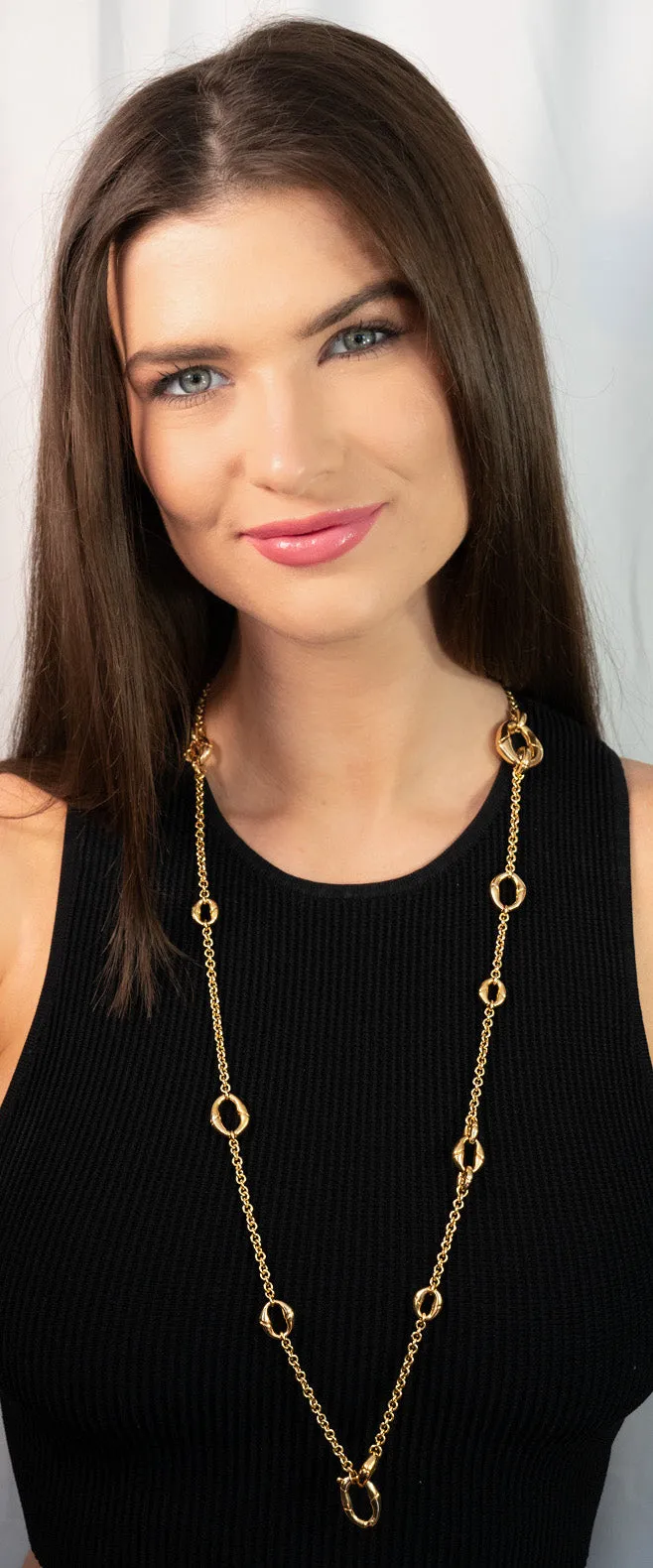 Gucci Contemporary 18 Karat Yellow Gold Bamboo Link Station Necklace