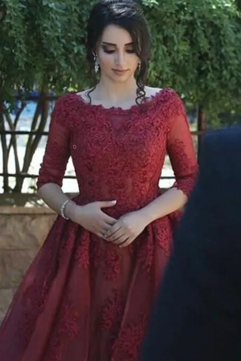 Half Sleeves Lace Evening Dress with Appliques Chapel Train