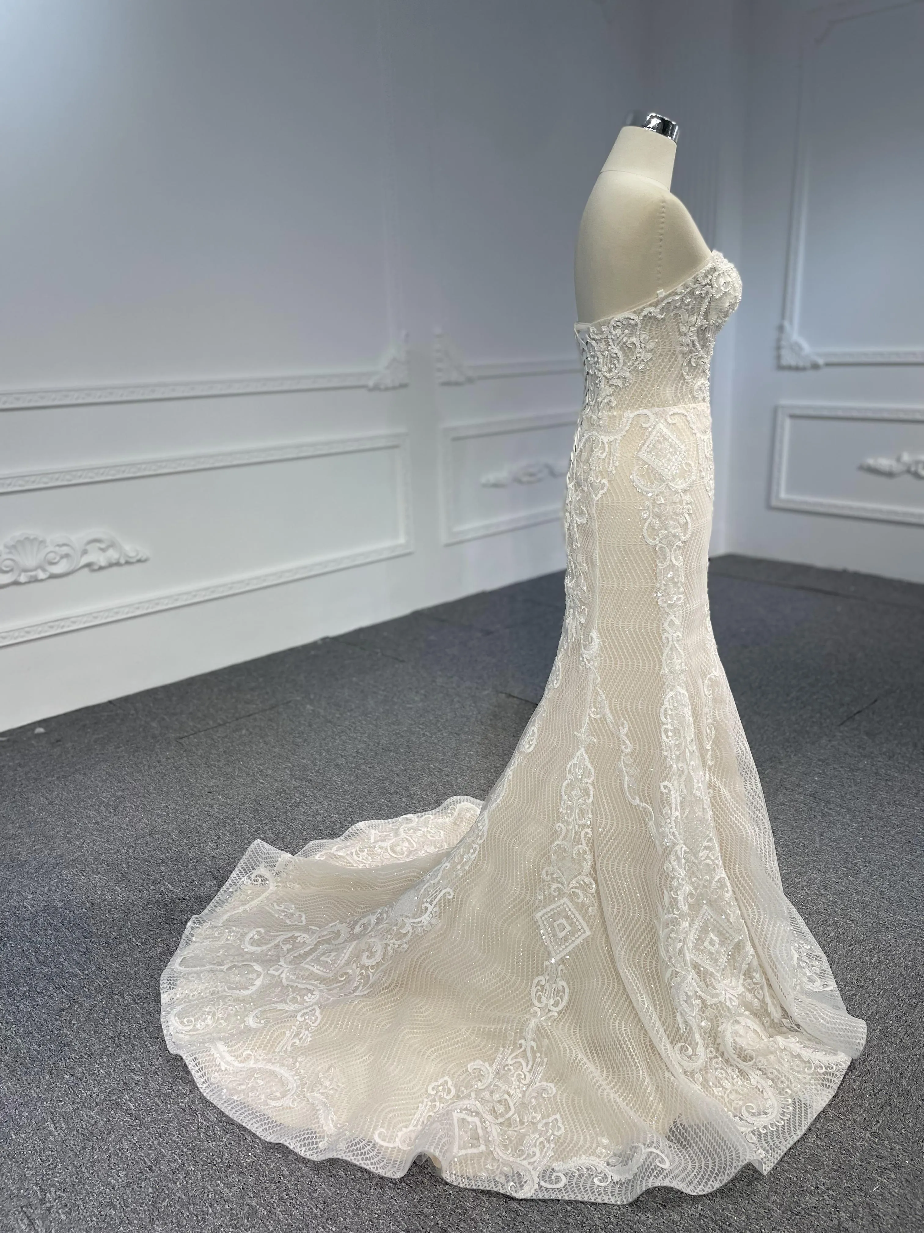 LB03- Sweetheart neckline nude color beading lace mermaid dress with detachable train