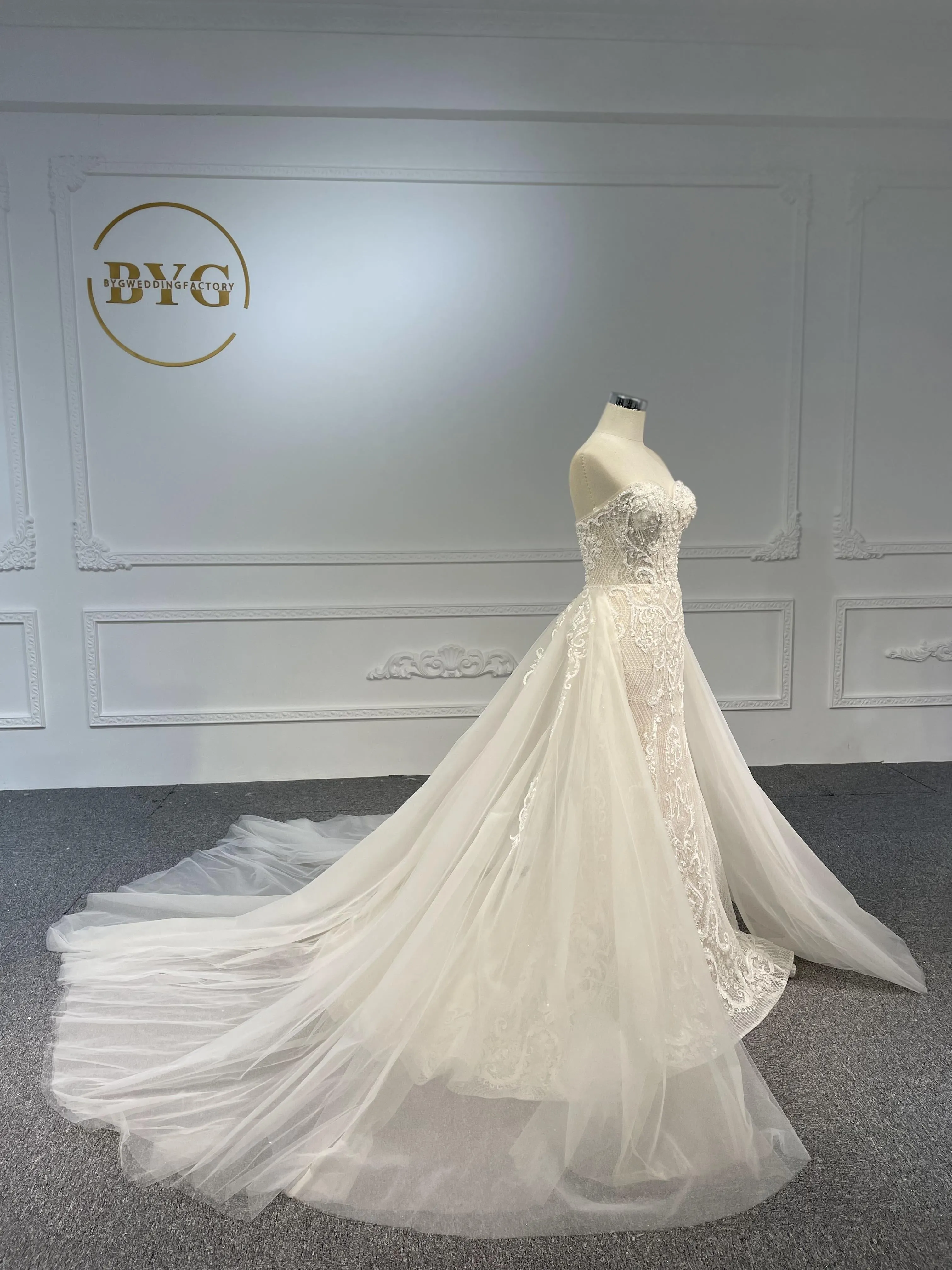LB03- Sweetheart neckline nude color beading lace mermaid dress with detachable train