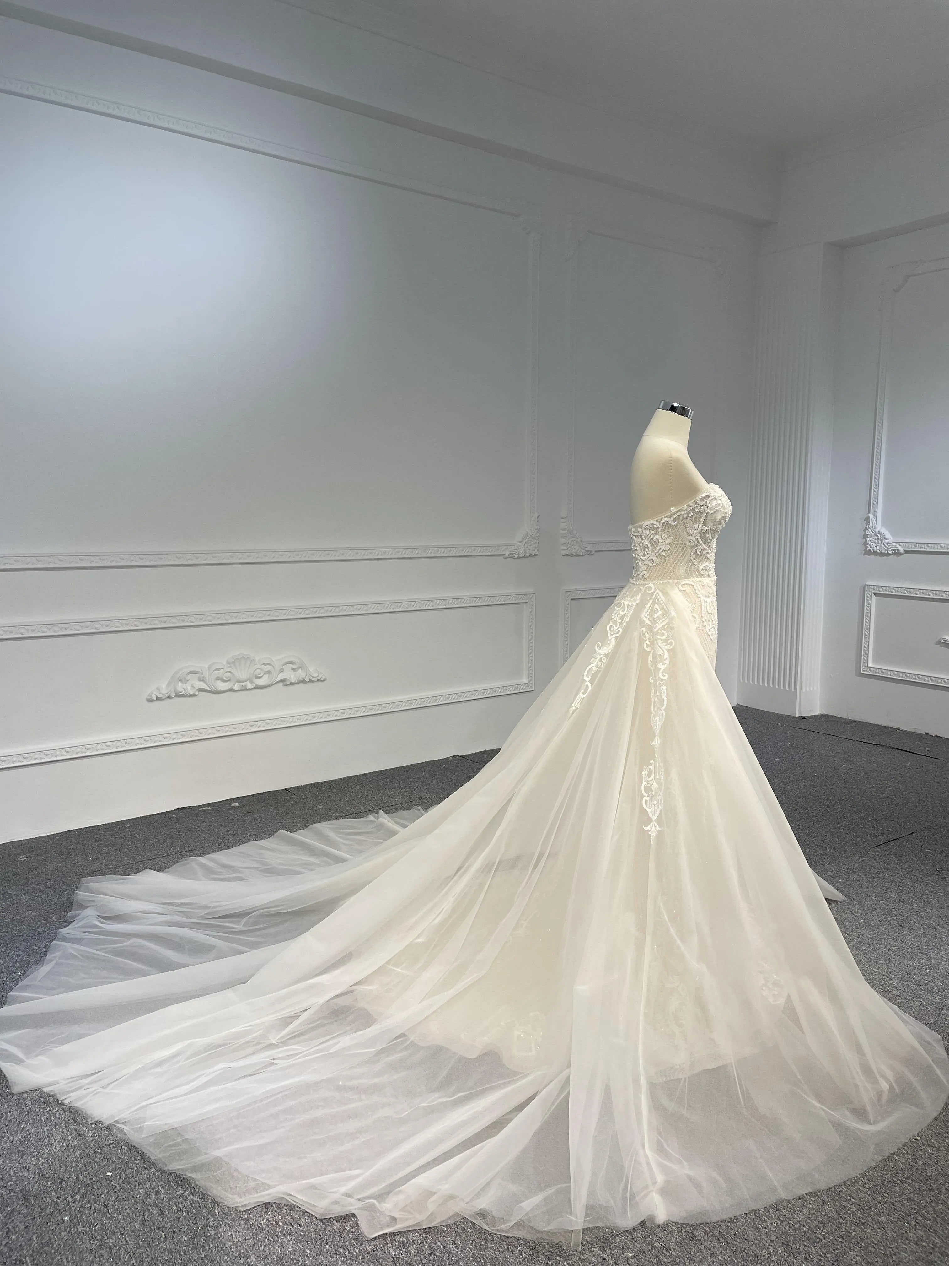 LB03- Sweetheart neckline nude color beading lace mermaid dress with detachable train
