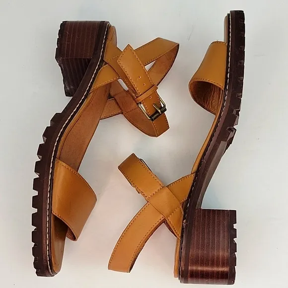 Madewell Erin Leather Lug Sole Sandal Toffee Size 9