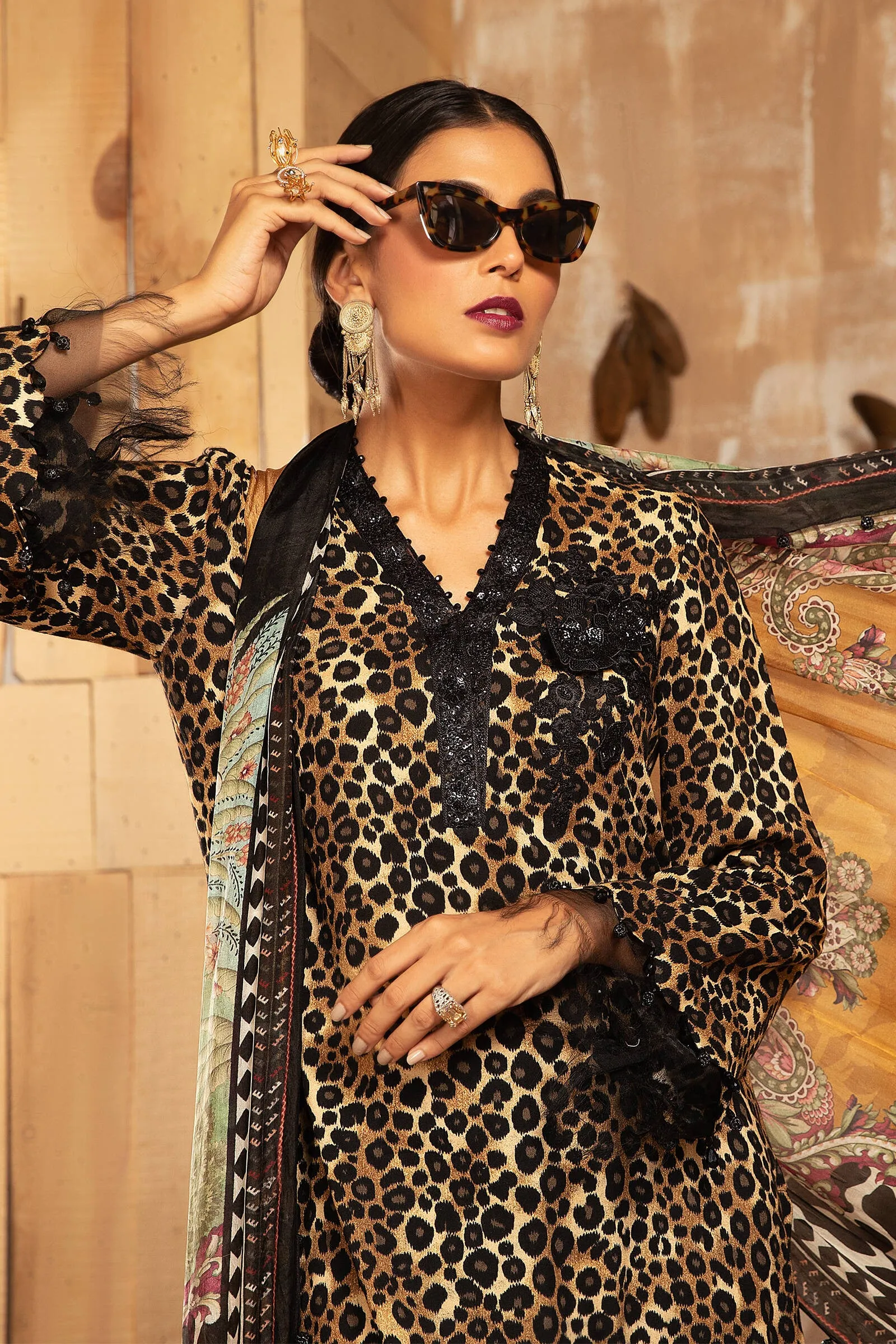 MPT 1214 A | Maria B MPrints Winter Collection 2021 | Unstitched Embroidered Cottel Suits