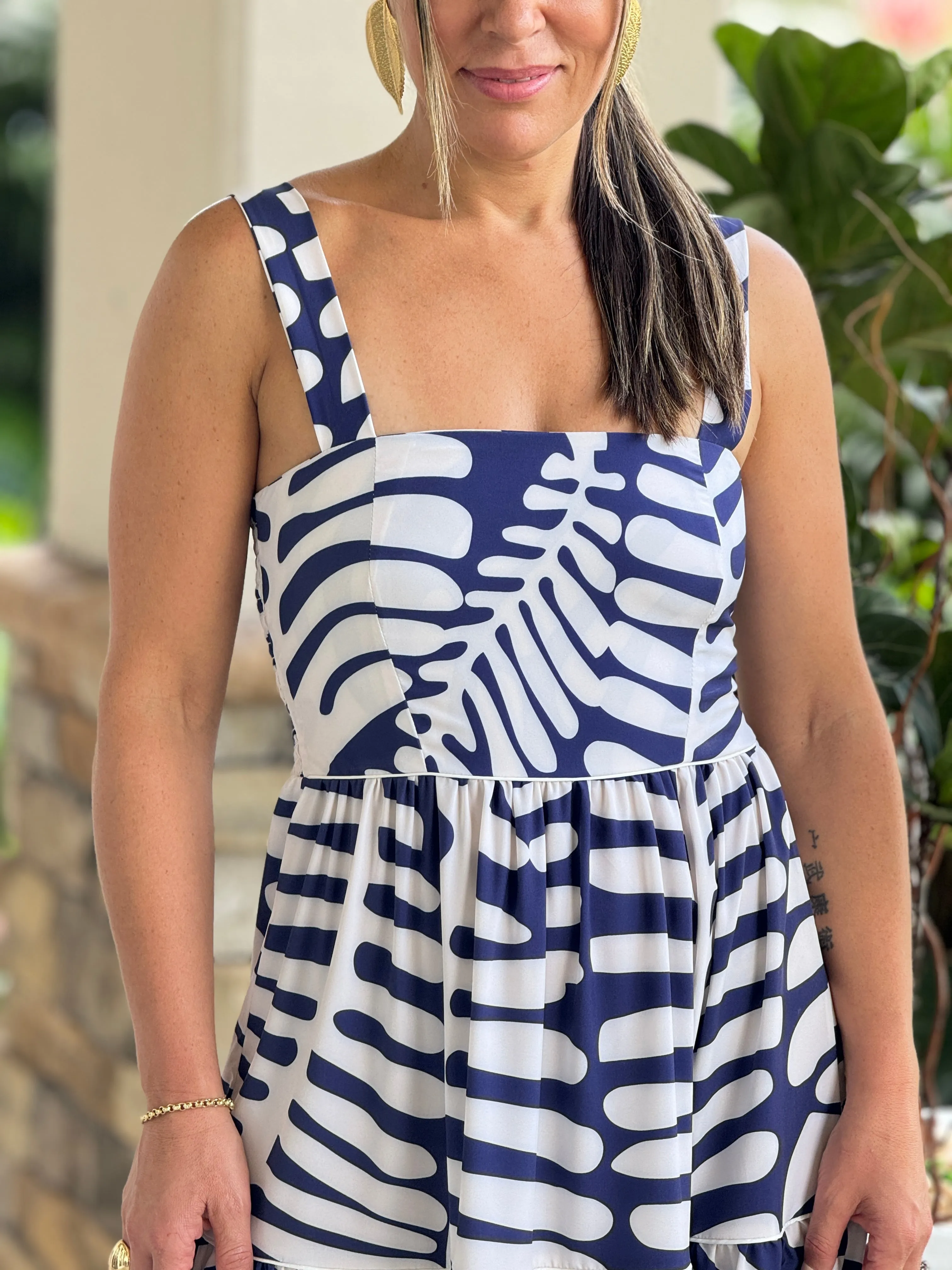 "Mar De Lua" Printed Sleeveless Maxi Dress