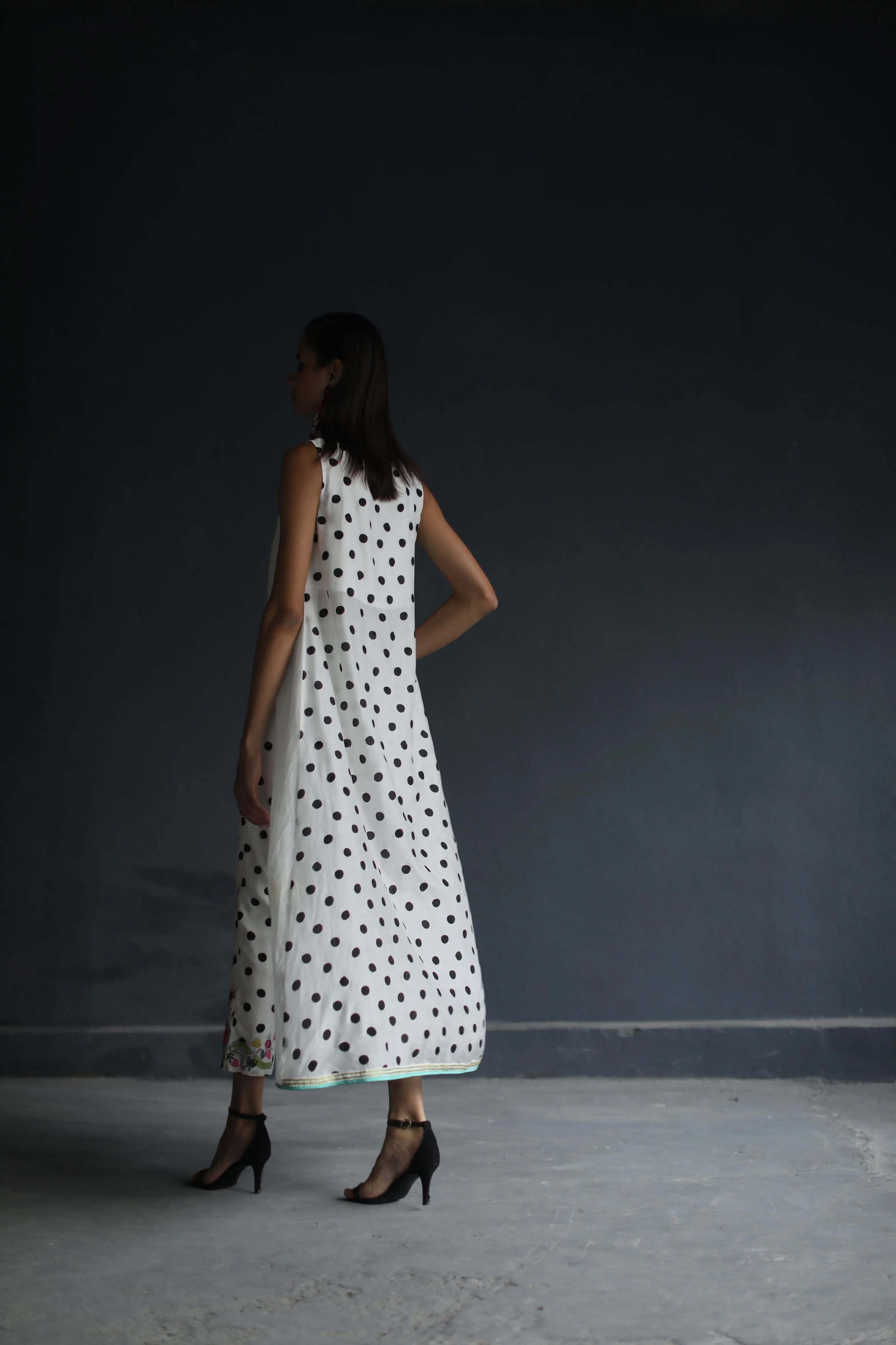 Raji Ramniq I Love To Dot I Cotton Silk Ensemble I Blabk and White 110