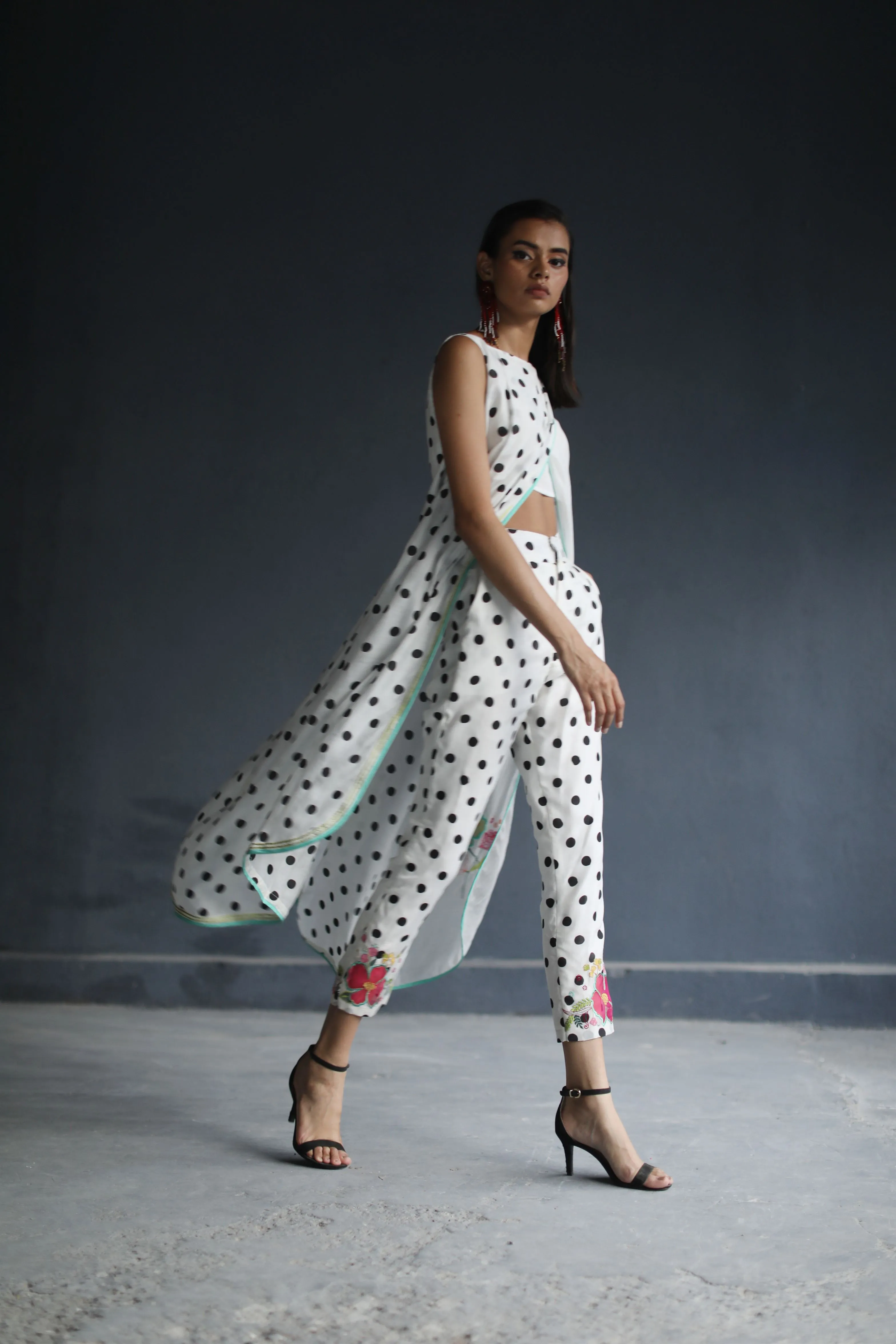 Raji Ramniq I Love To Dot I Cotton Silk Ensemble I Blabk and White 110