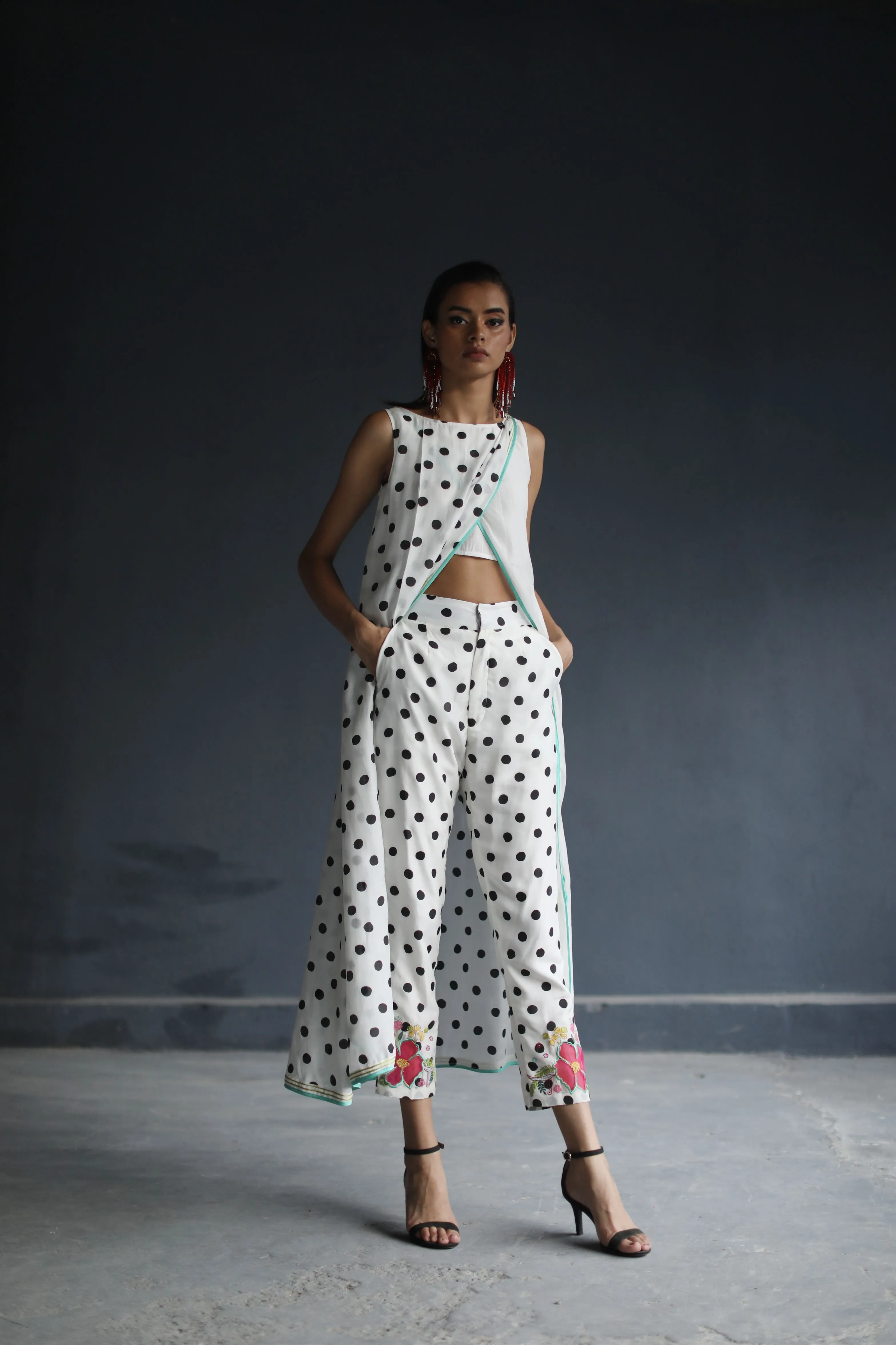 Raji Ramniq I Love To Dot I Cotton Silk Ensemble I Blabk and White 110