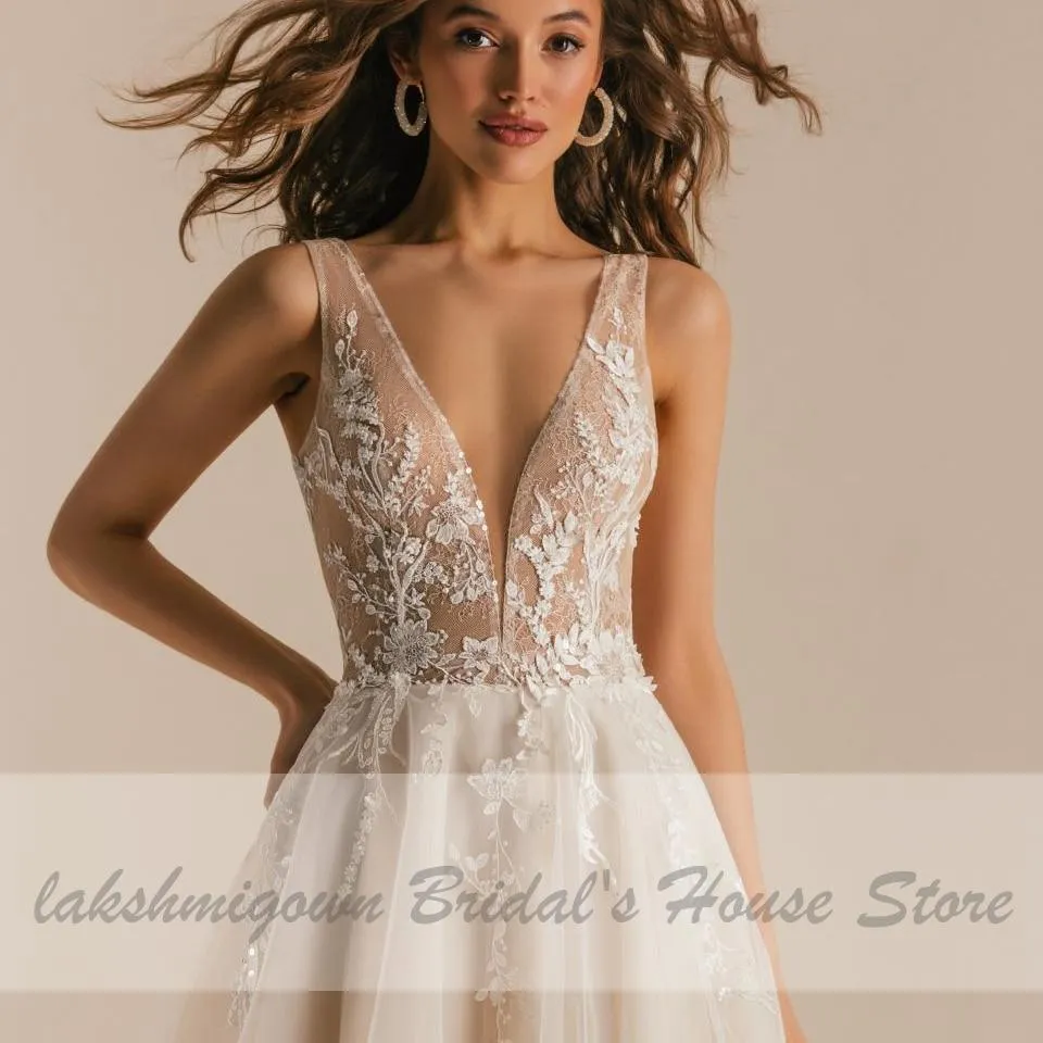 Roycebridal Vintage Lace Boho Wedding Dress Deep V-neck Champagne Bridal Gown
