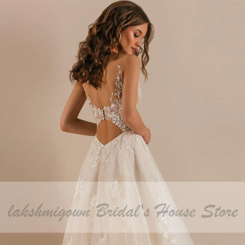 Roycebridal Vintage Lace Boho Wedding Dress Deep V-neck Champagne Bridal Gown