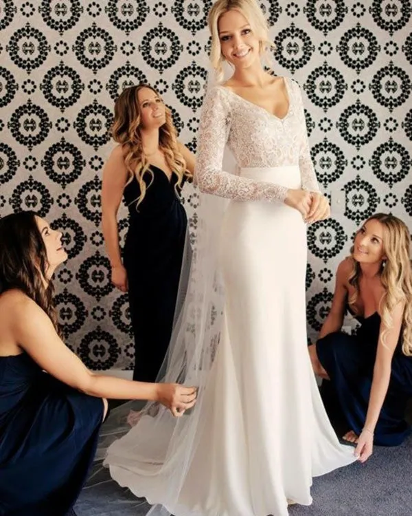 Sexy Lace Mermaid Wedding Dress V-Neck Backless Long Sleeve Bridal Gowns Court Train