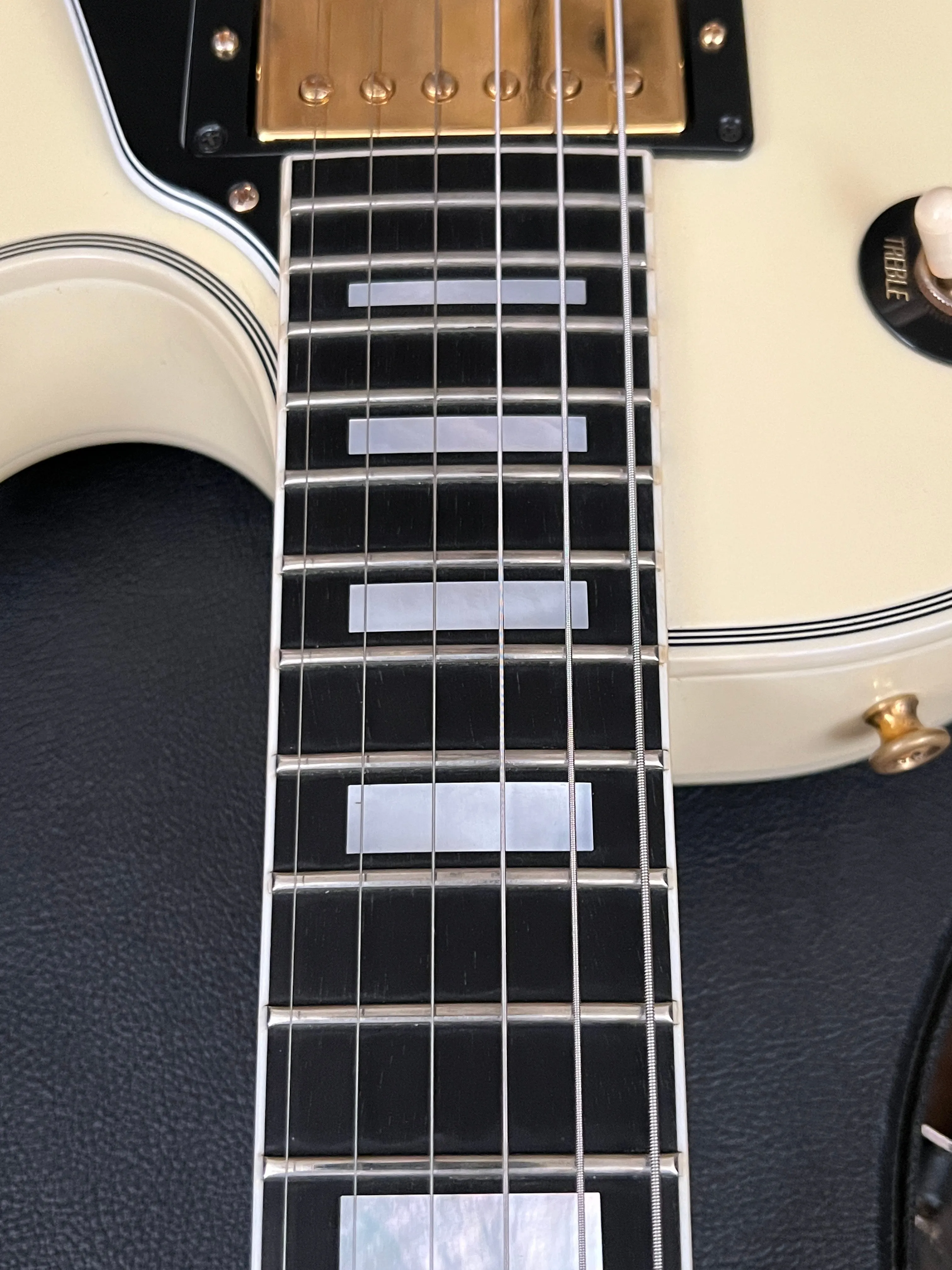 SOLD - Gibson Les Paul Custom 2008 Custom Shop Alpine White