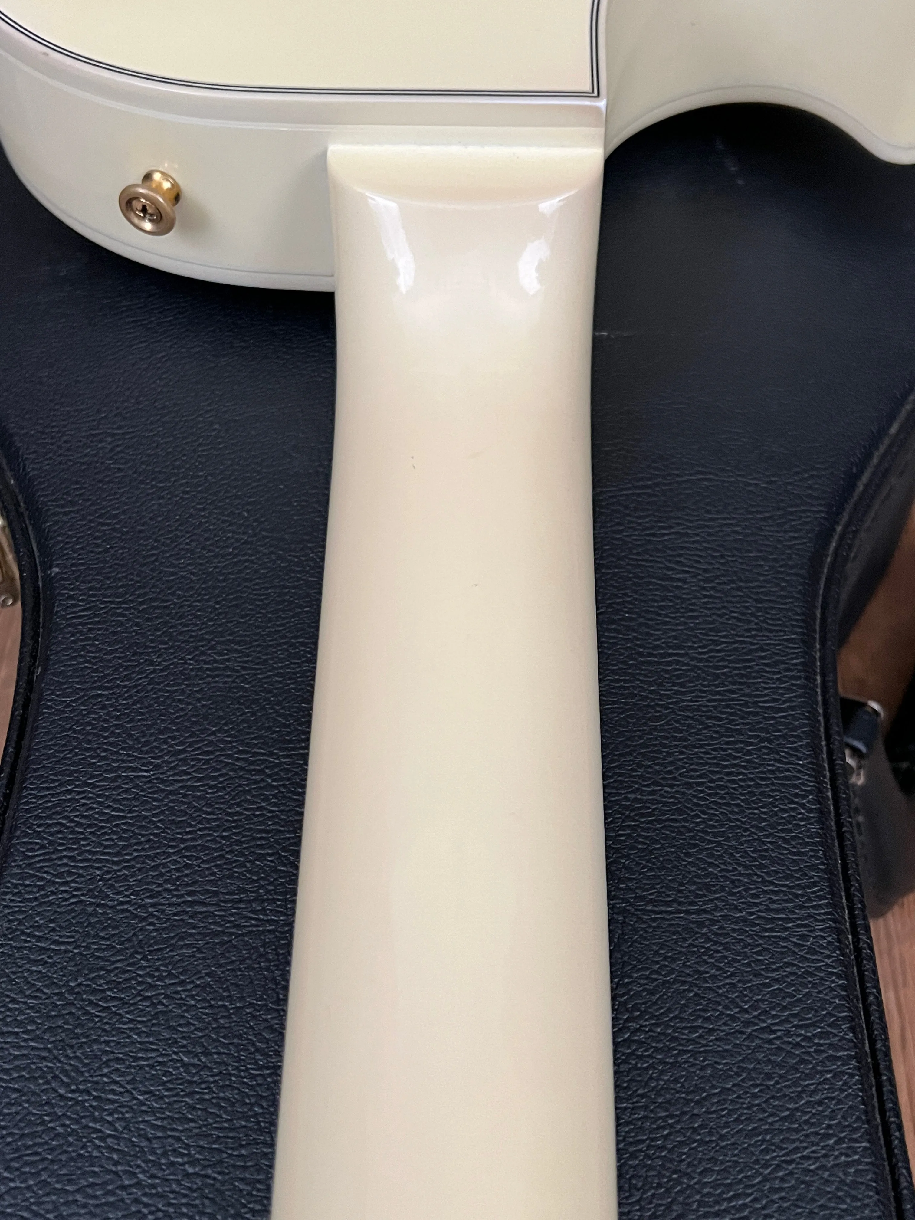 SOLD - Gibson Les Paul Custom 2008 Custom Shop Alpine White