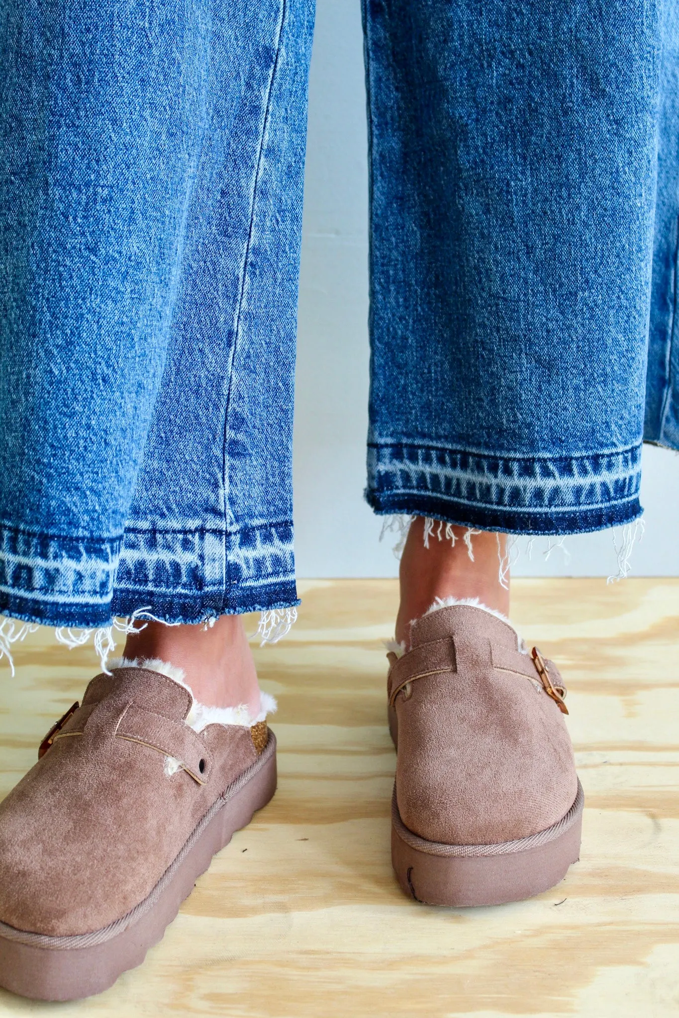 Sunday Mornings Shearling Platform Clog • Taupe