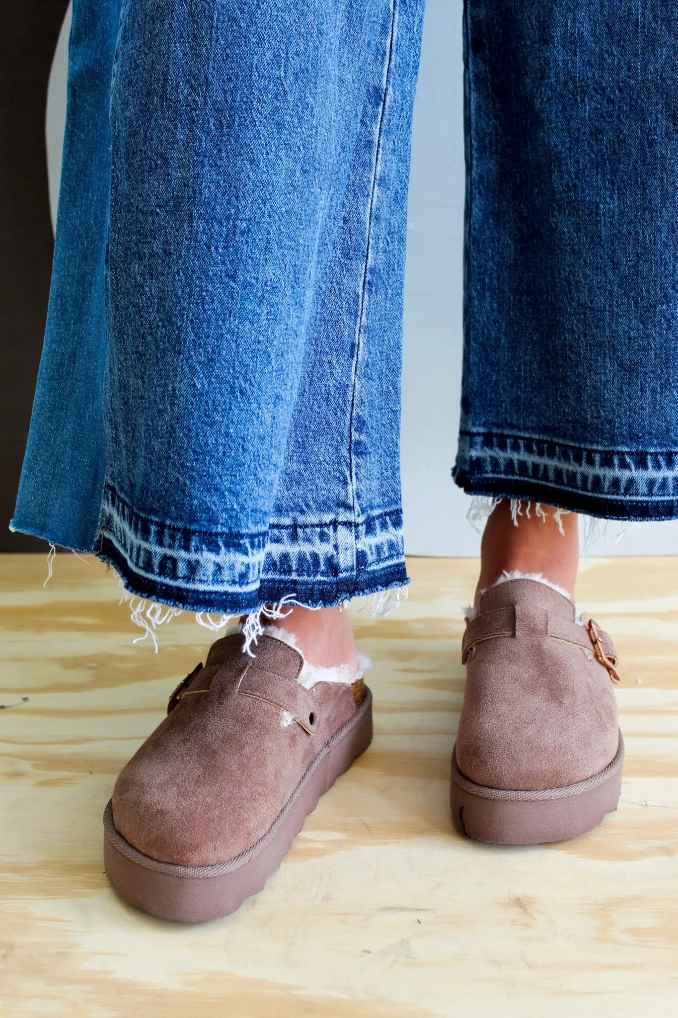 Sunday Mornings Shearling Platform Clog • Taupe