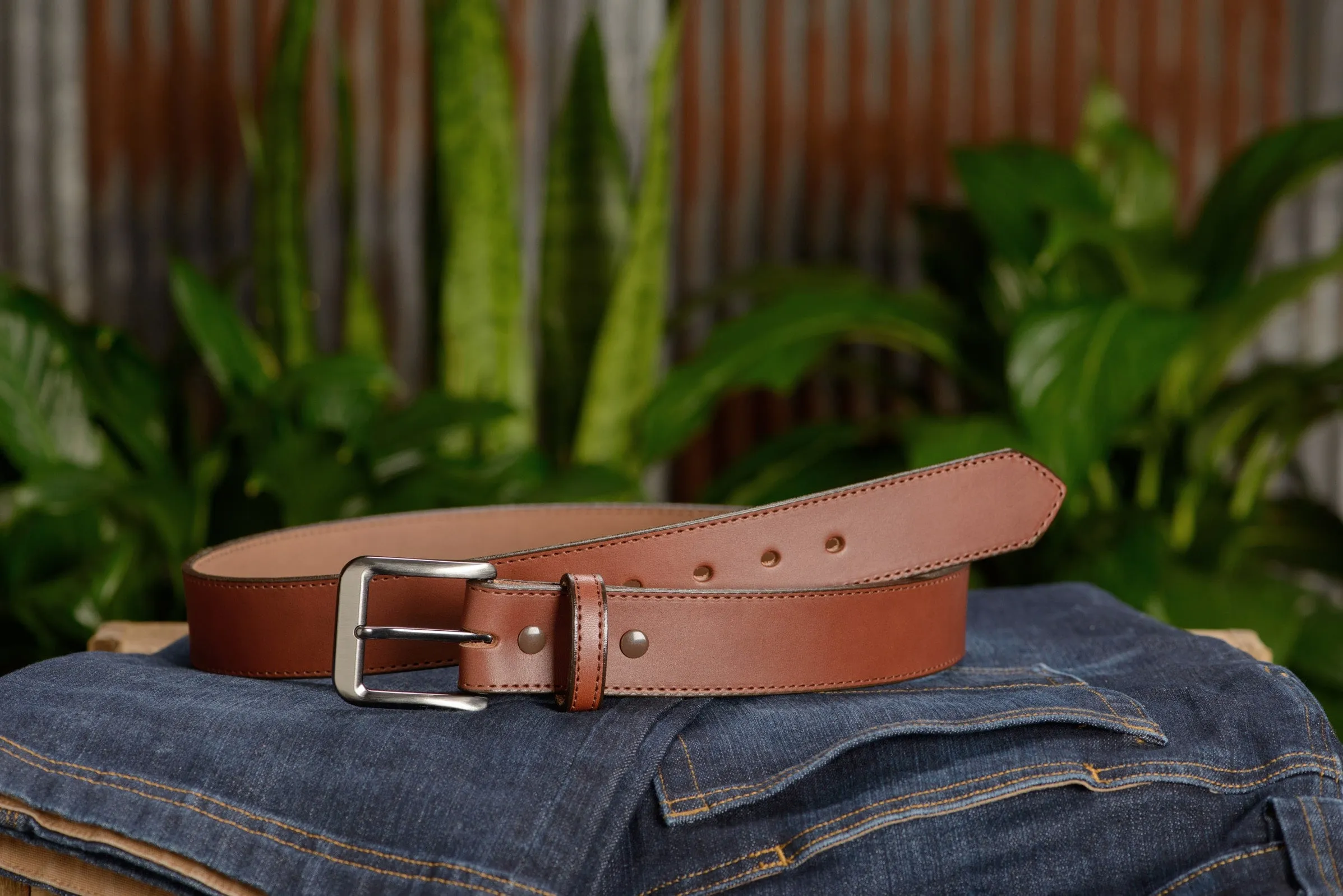 The Admiral: Men's Medium Brown Stitched Leather Belt 1.50"