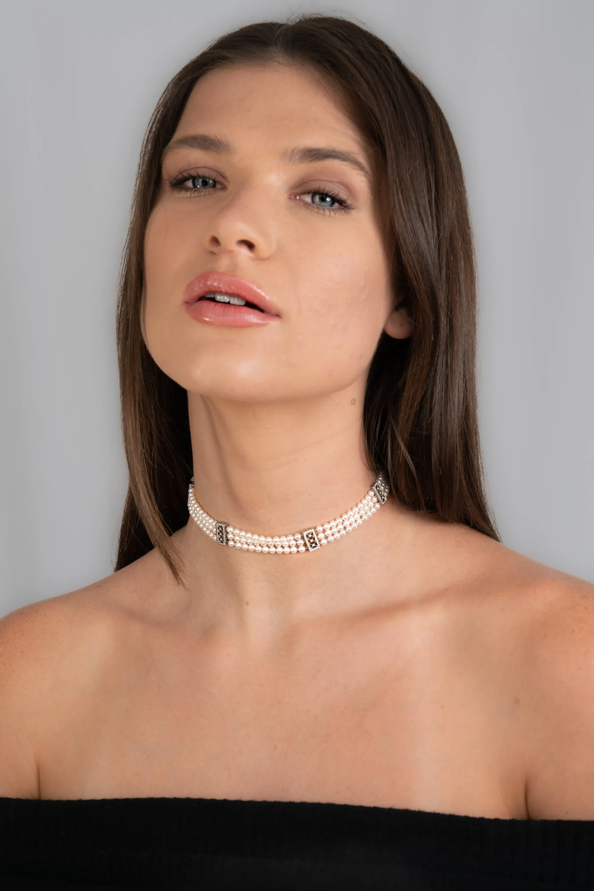 Tiffany & Co. Diamond Pearl Platinum Voile Three Strand Station Collar Necklace