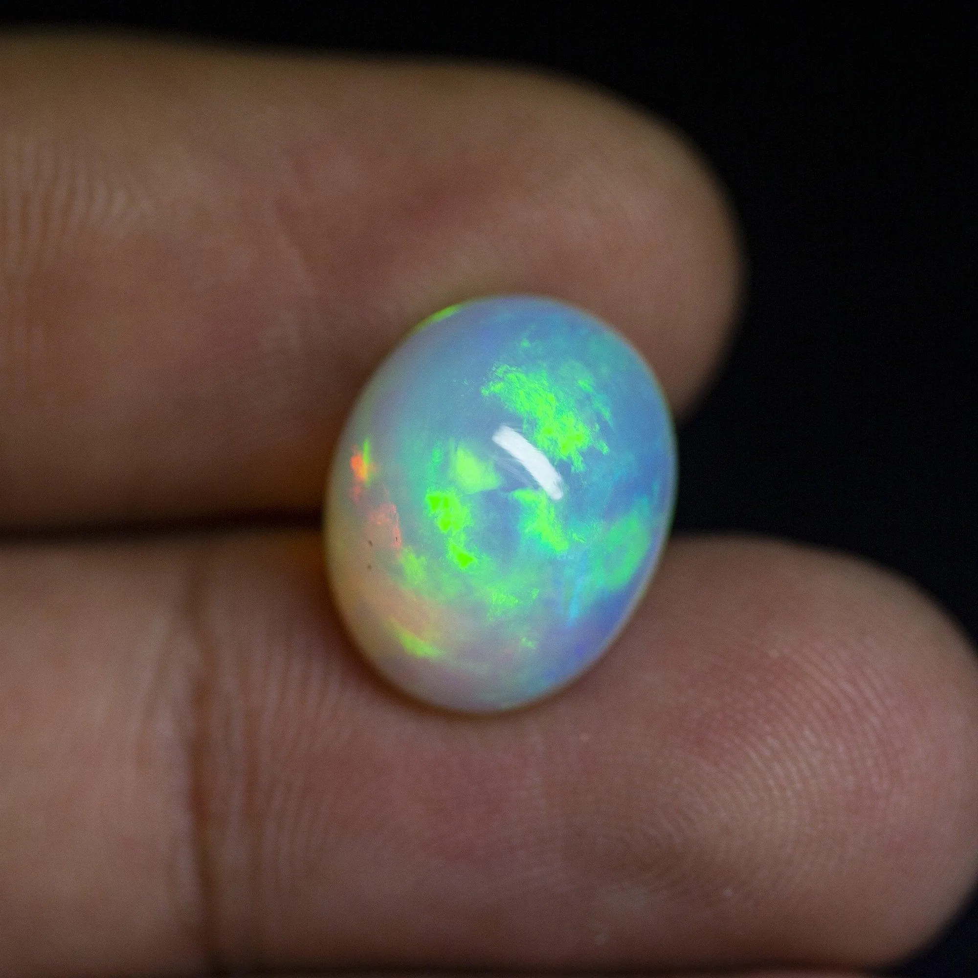 Top Quality AAA Grade Natural Welo Ethiopian Fire Opal Smooth Oval Cabochon 5.58ct 14x11x8mm