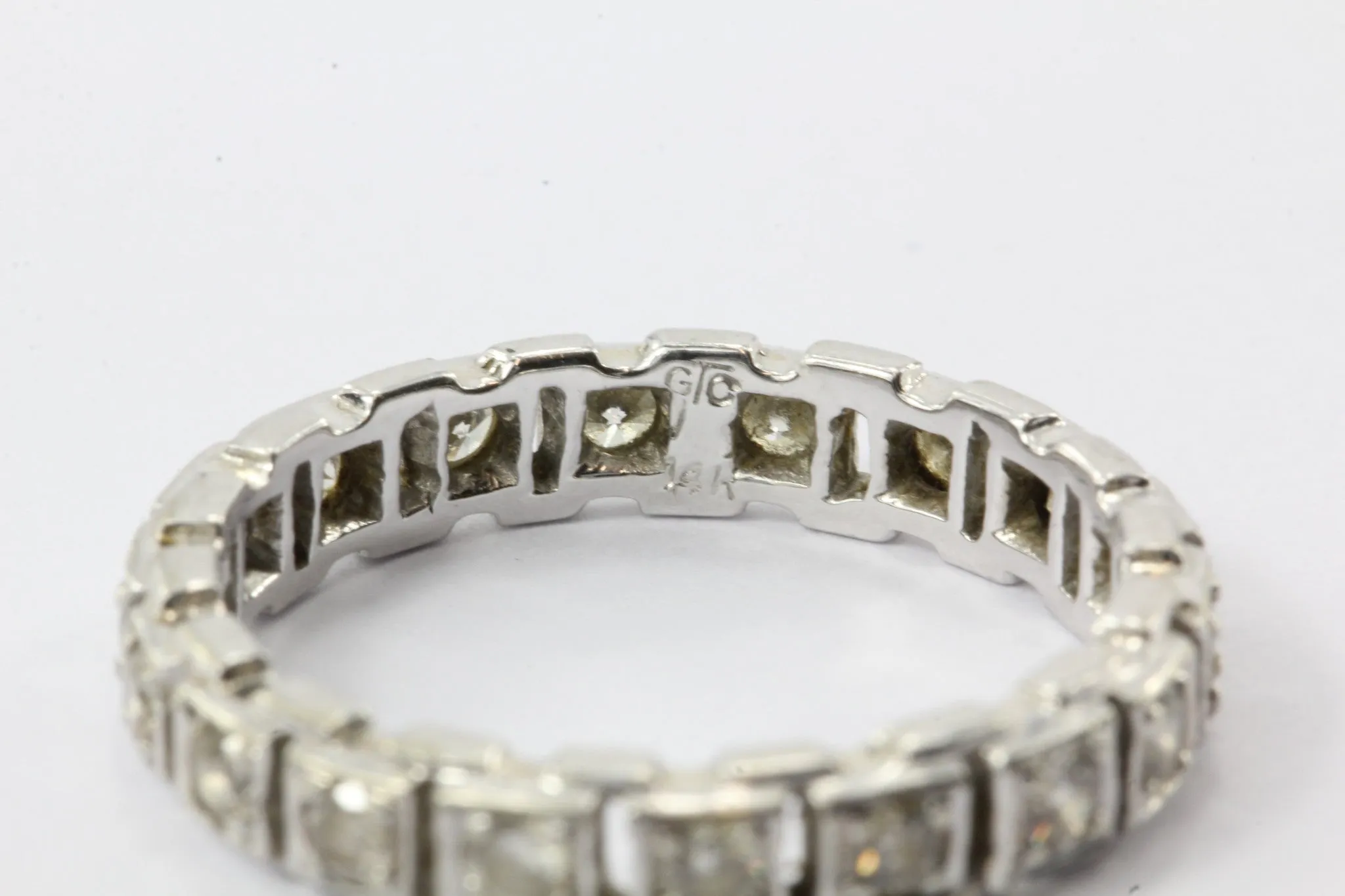Vintage 14K White Gold 1 CTW Diamond Station Eternity Band Ring