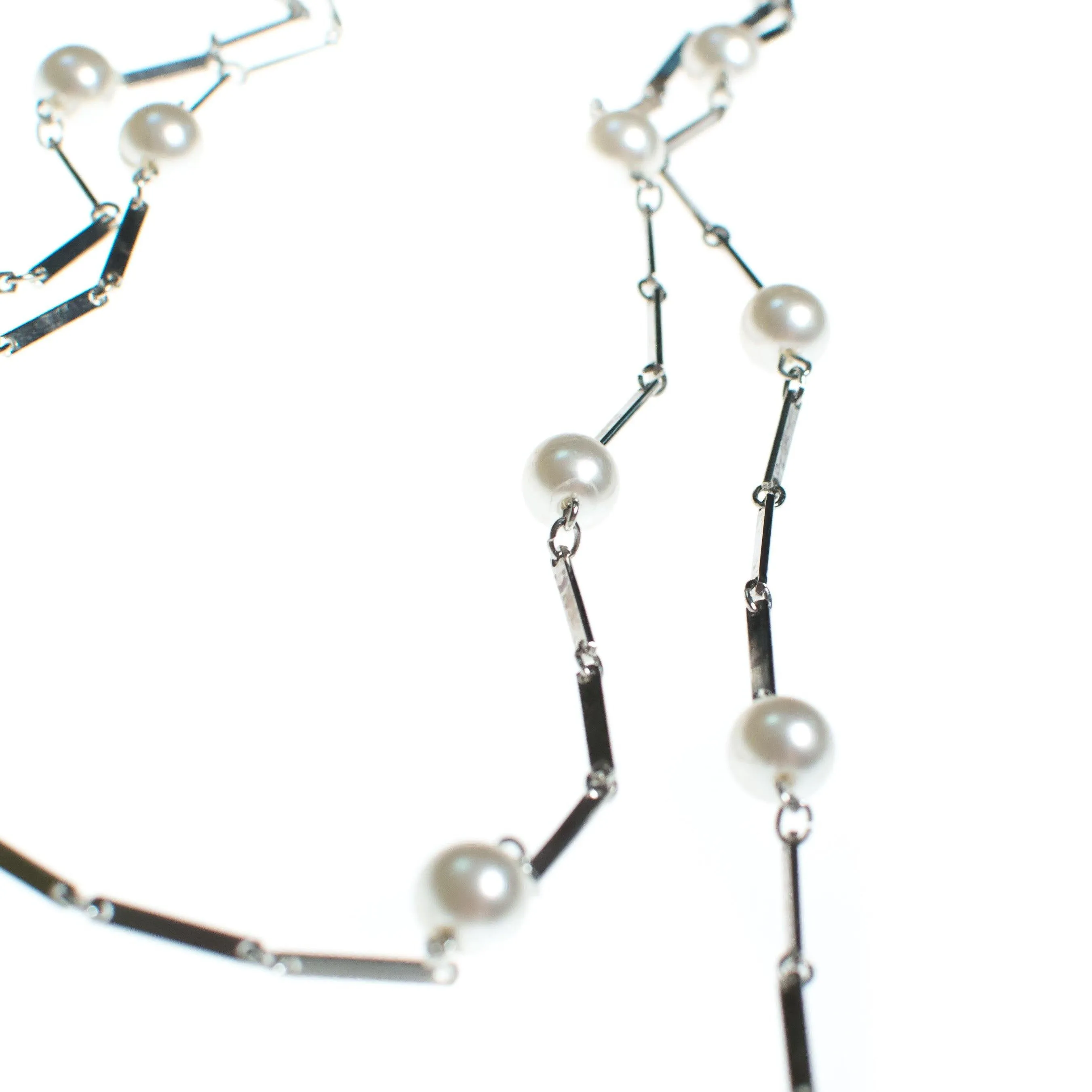 Vintage 1960s Flat Link Silver Chain Station Necklace with Faux Pearls