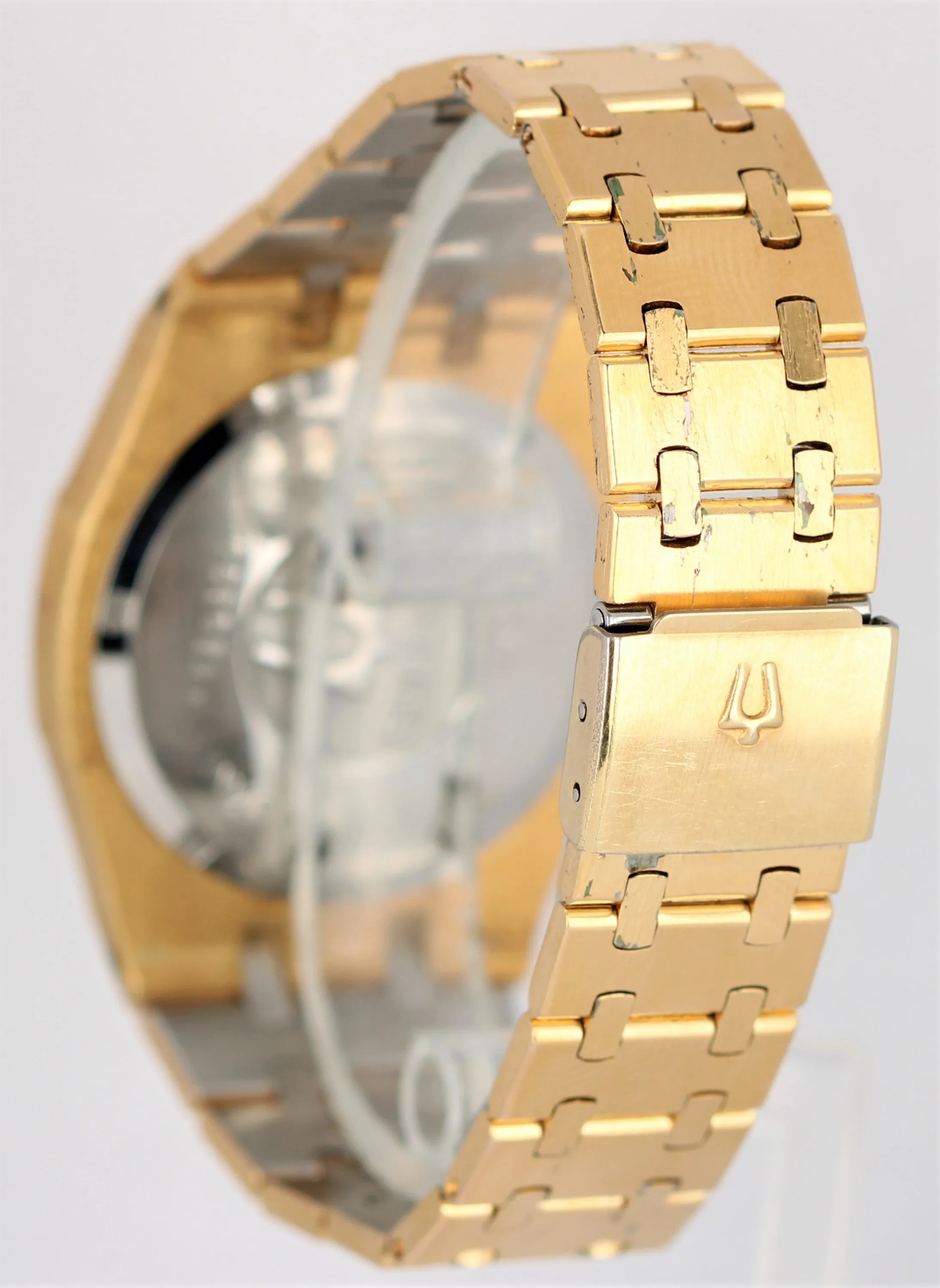 Vintage Bulova Royal Oak Champagne Gold Tone Stainless Steel 36mm 4420301 Watch