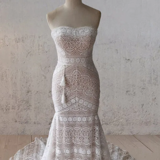 Vintage White Mermaid Lace Wedding Dress with Tassel