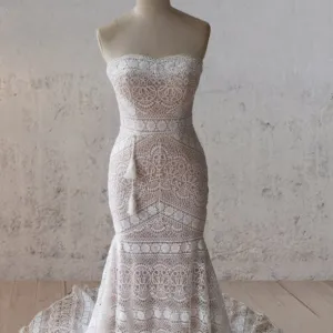 Vintage White Mermaid Lace Wedding Dress with Tassel