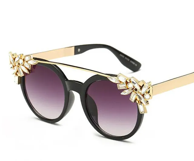 Women's Fashion Summer Sunglasses With Crystal Decoration