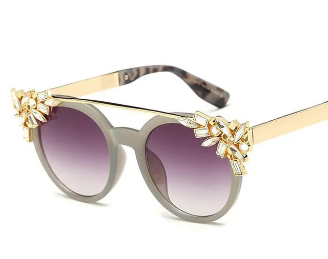 Women's Fashion Summer Sunglasses With Crystal Decoration